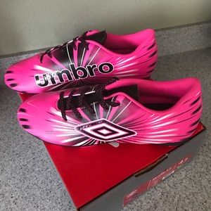 Umbro Girl’s Soccer Cleats